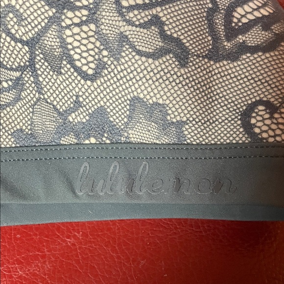 Green-gray Lululemon Overlay Lace Bralette, Size M - Picture 5 of 5